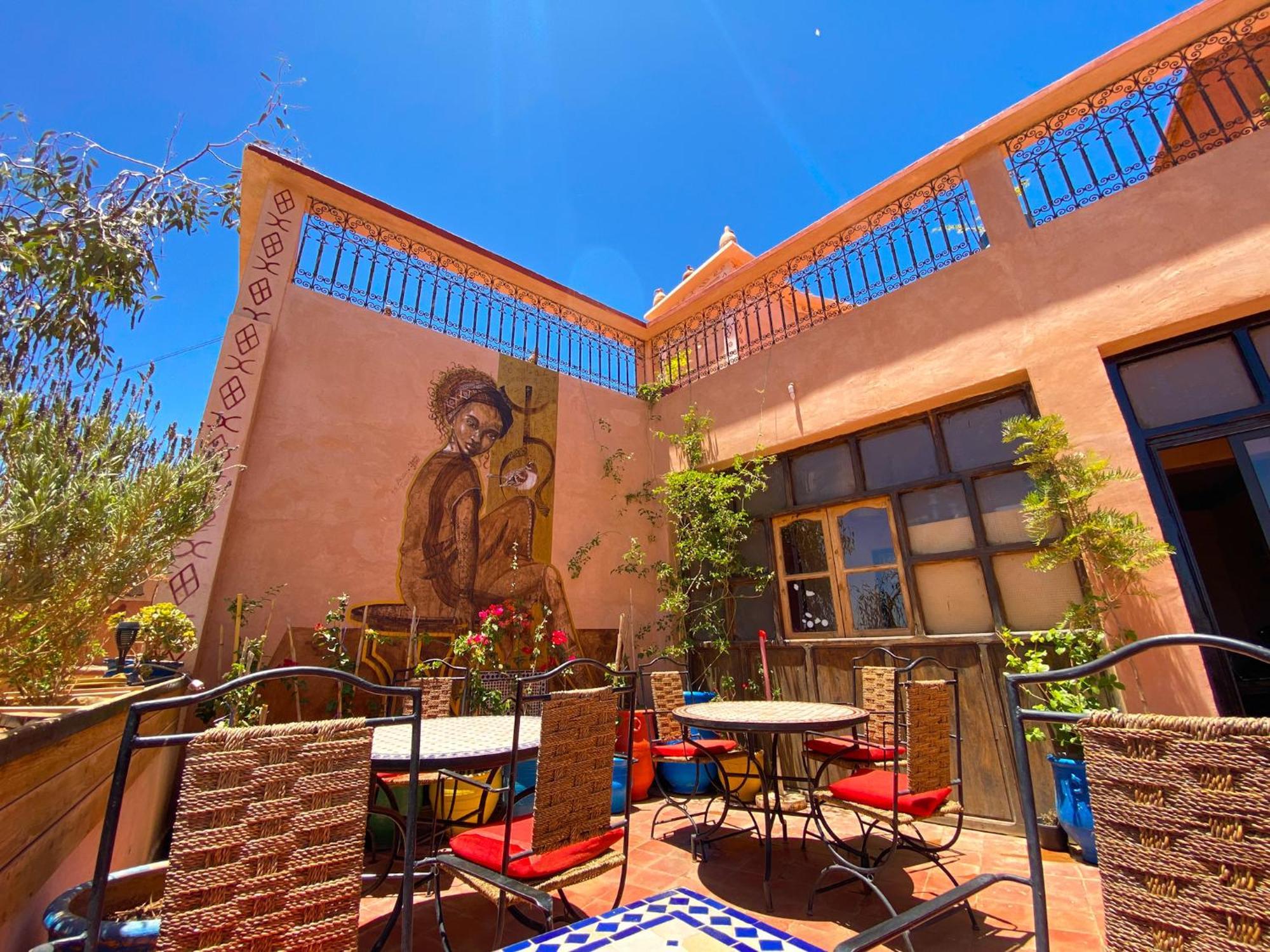 עיט בן האדו Ayouze Auberge מראה חיצוני תמונה