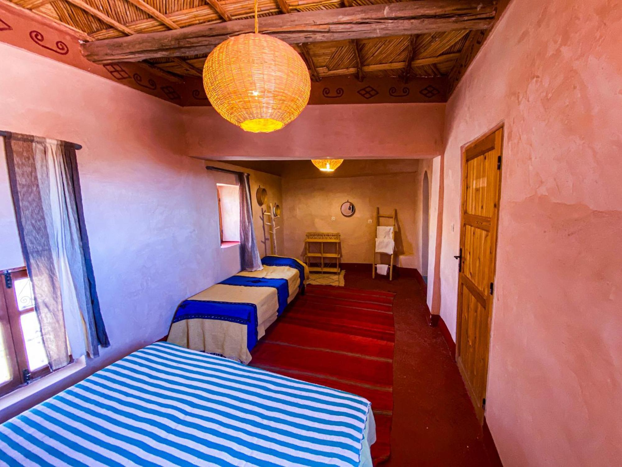 עיט בן האדו Ayouze Auberge מראה חיצוני תמונה